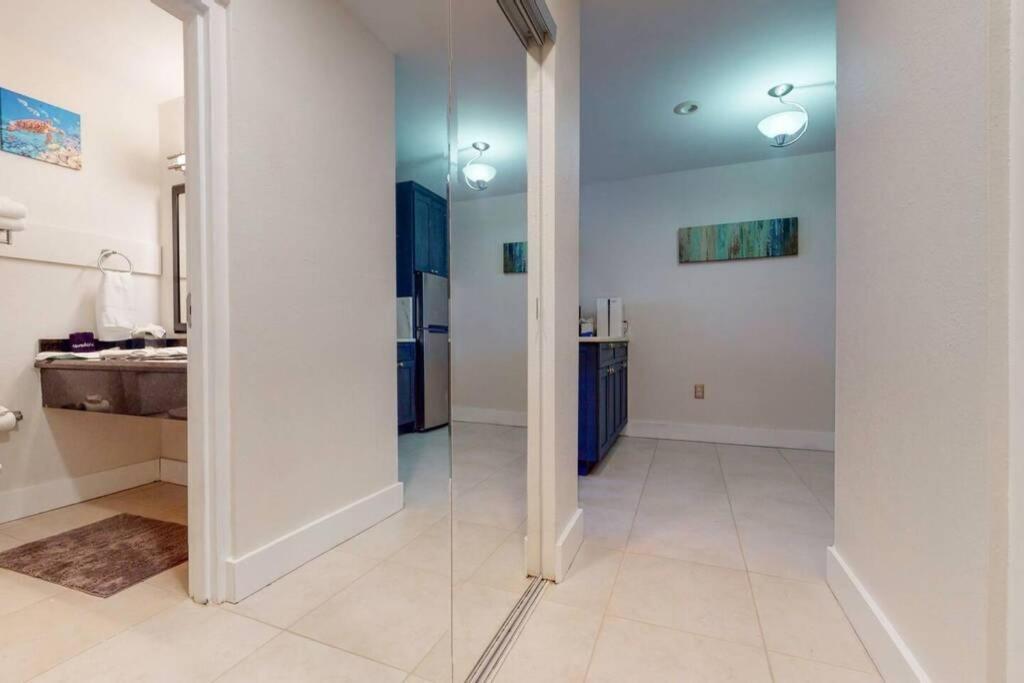 Sea Breeze, Studio 510, Beach Steps Away!+Pool+Wifi Ruskin Exterior foto